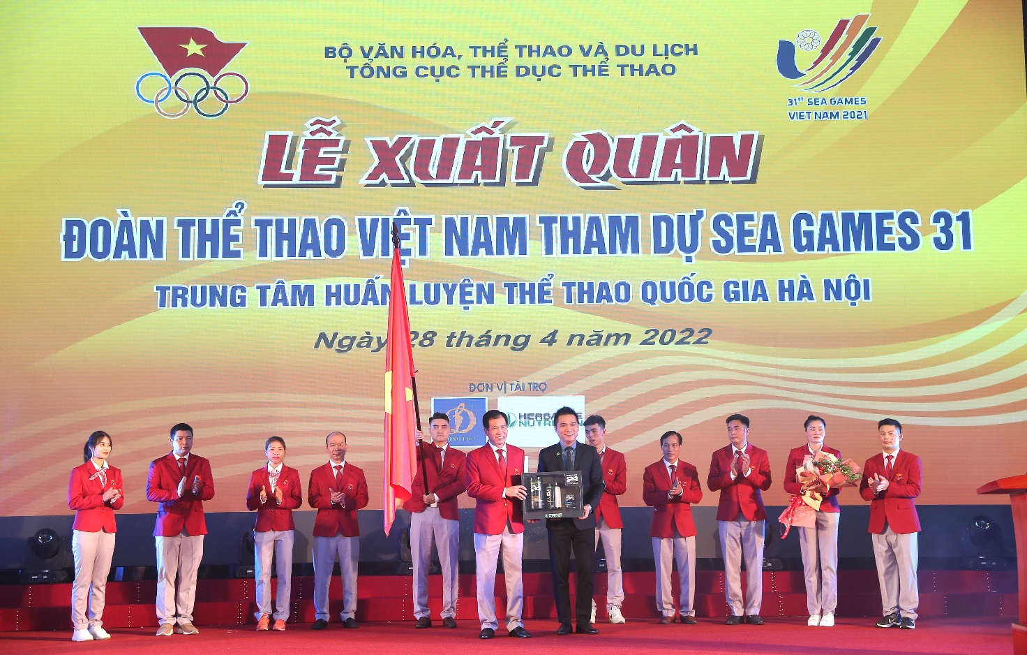 Herbalife Nutrition đồng hành cùng Đoàn Thể Thao Việt Nam tại lễ xuất quân SEA Games 31 - Ảnh 1.