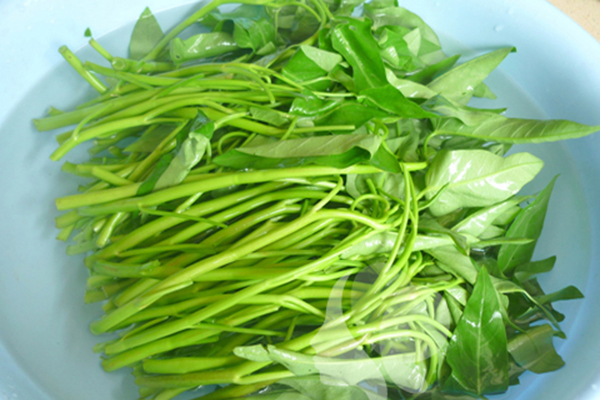 Rau muống xào cùng loại gia vị này mới là &quot;đỉnh của chóp&quot;: Chị em thử 1 lần là mê luôn! - Ảnh 3.