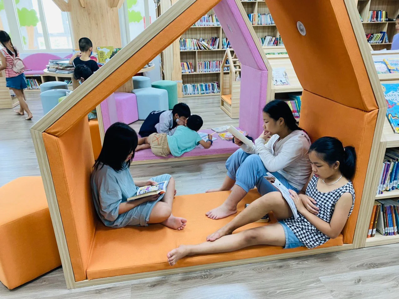 2 thư viện sang - xịn - mịn cho cả gia đình ghé đến mỗi ngày, kết hợp vừa đọc sách vừa vui chơi đảm bảo bé thích mê - Ảnh 11.