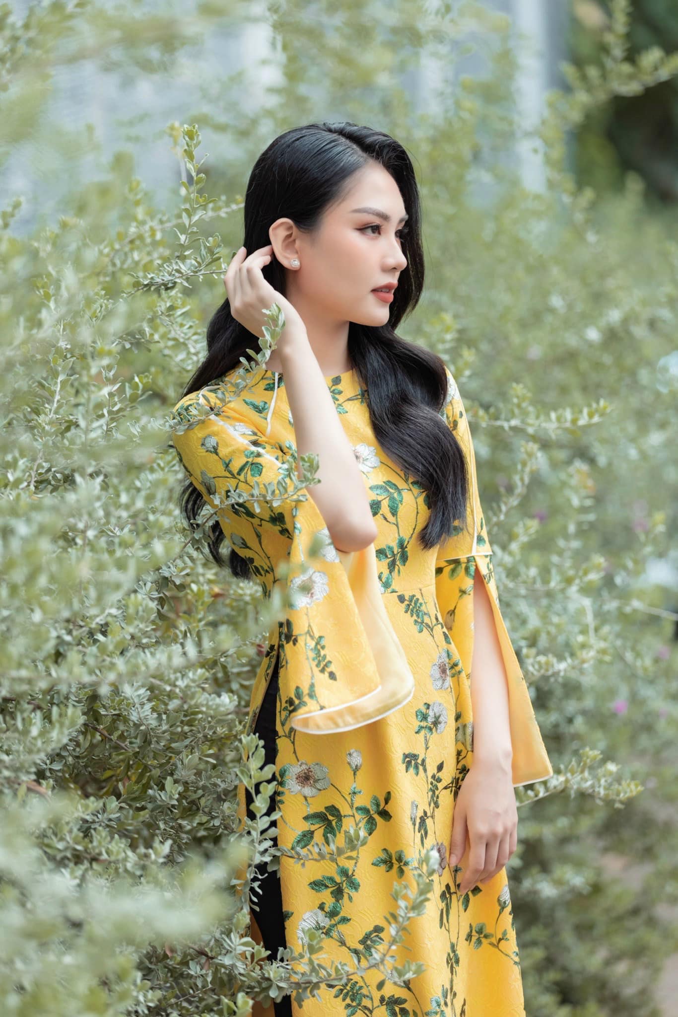 Mỹ nhân Đồng Nai được dự đoán đăng quang Miss World Vietnam 2022: MC song ngử sở hữu IELTS 8.0, từng lọt Top 5 Hoa hậu Việt Nam - Ảnh 5.