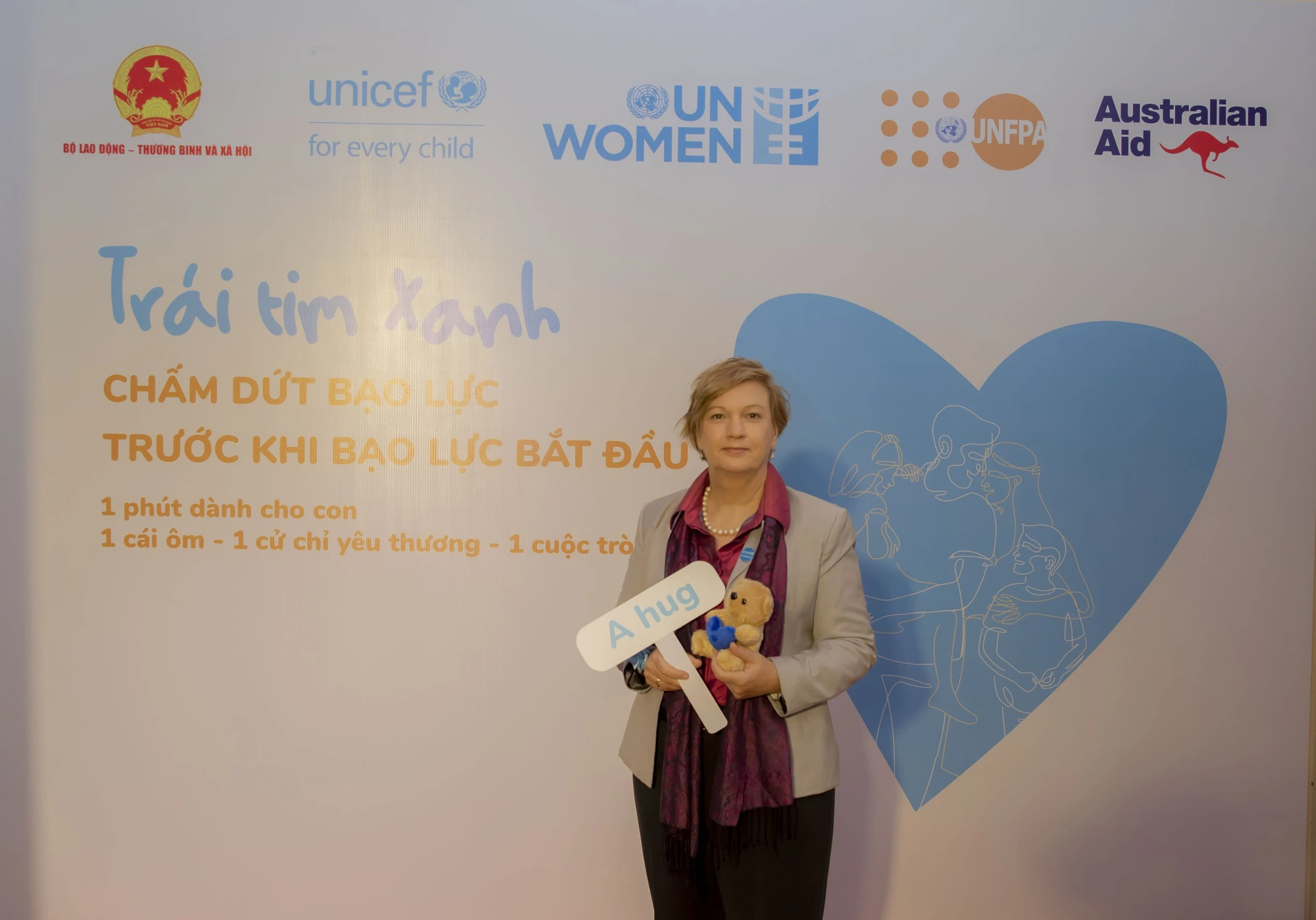 Trái tim Xanh 2022: Chiến dịch kêu gọi hành động để bảo vệ trẻ em và phụ nữ Việt Nam - Ảnh 2.