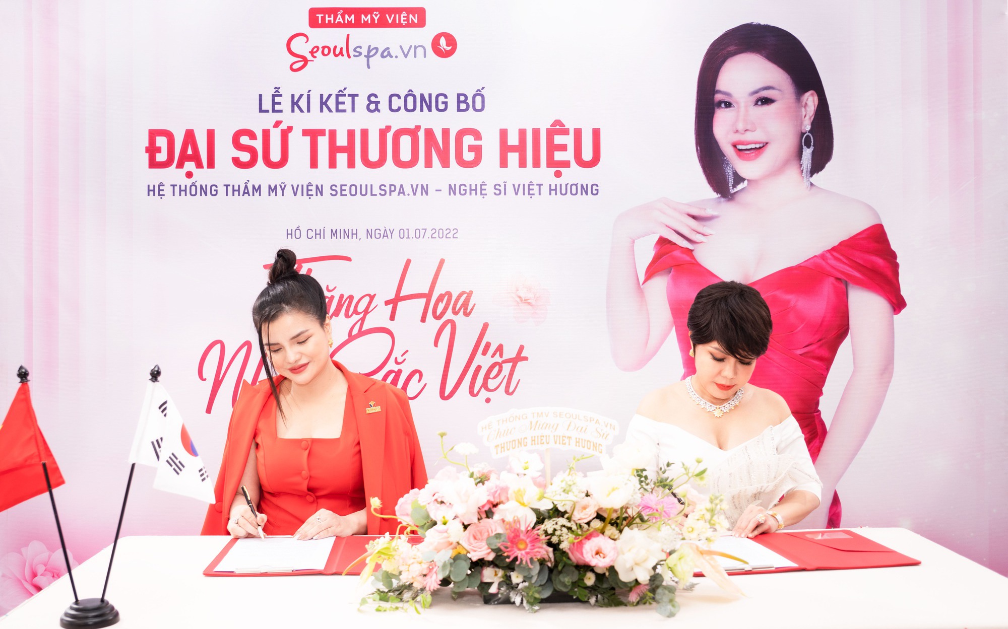 Ra mắt phim “Xóm Chùa”, Việt Hương tiết lộ lý do trở thành Đại sứ thương hiệu Thẩm mỹ viện SeoulSpa