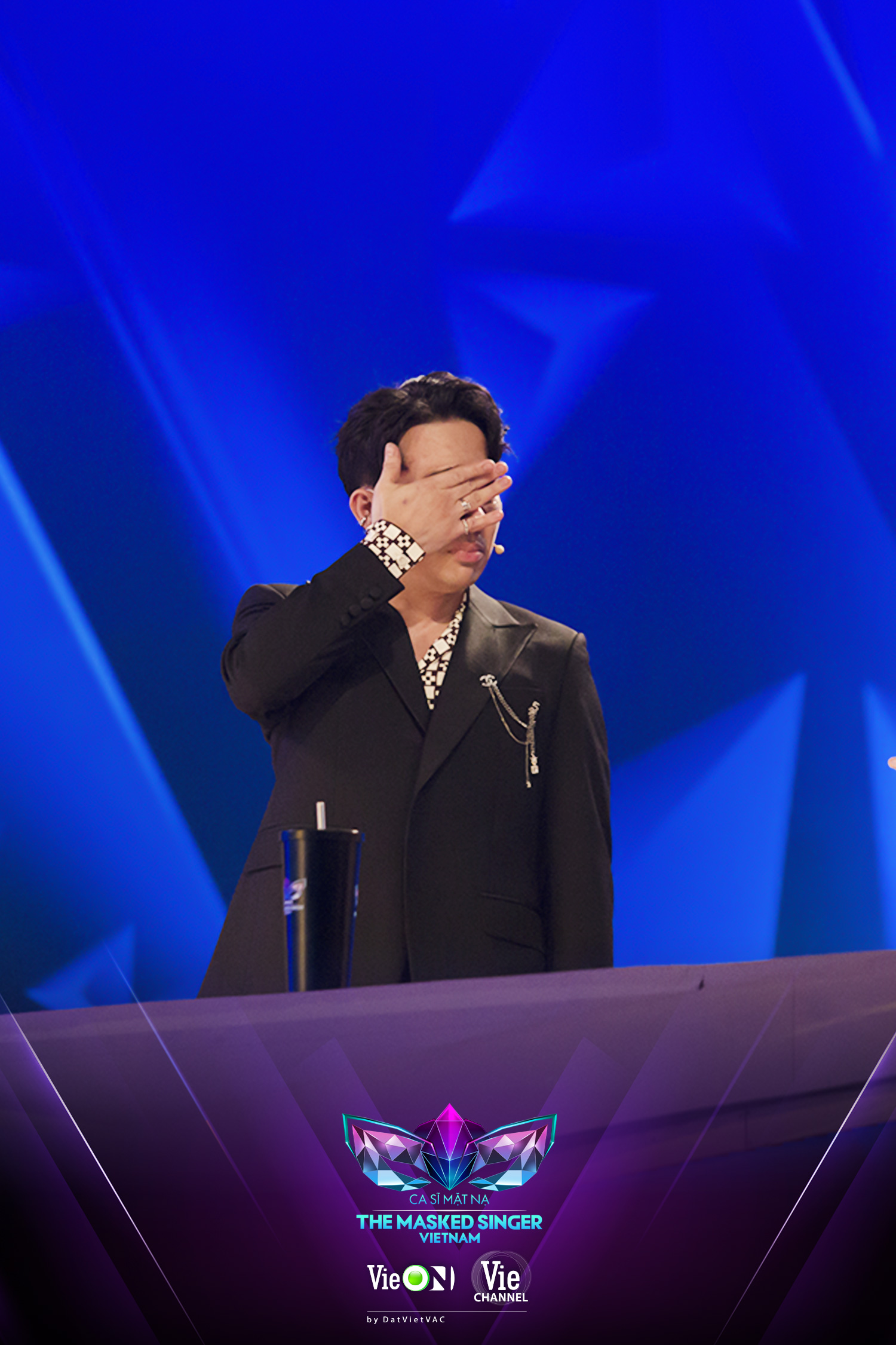 Không phải là MC, Trấn Thành bất ngờ “debut” vai trò cố vấn cho một chương trình tranh tài âm nhạc giữa các ca sĩ hàng đầu Việt Nam  - Ảnh 2.
