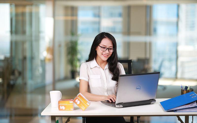 Tập trung hơn cho công việc, cô nàng công sở đã chuyển mình ngoạn mục như thế nào - Ảnh 3.