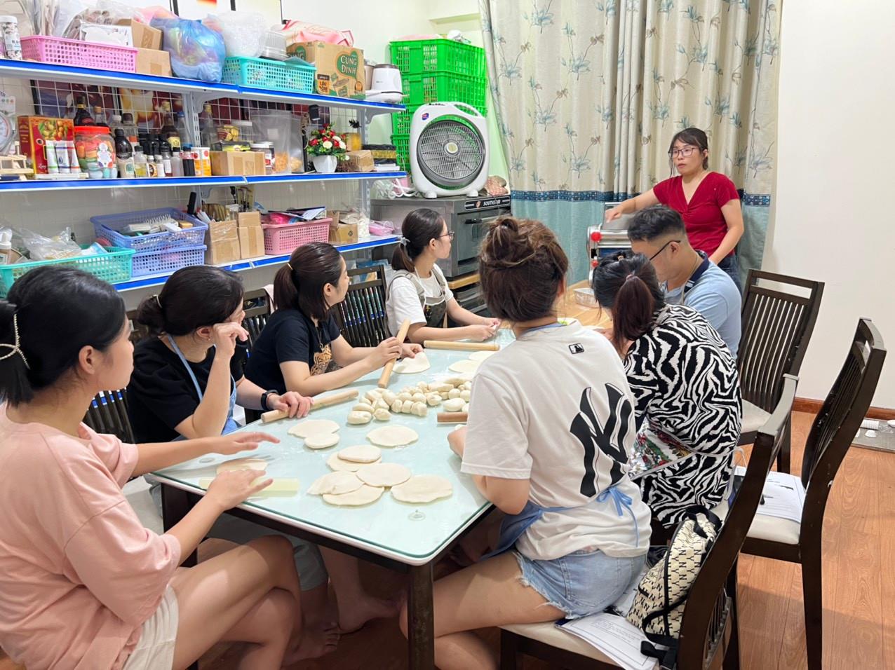 Chia sẻ bí quyết làm bánh bao thơm, ngon, trắng, mềm, xốp và chuẩn vị từ chị Nhàn Vũ - Ảnh 2.
