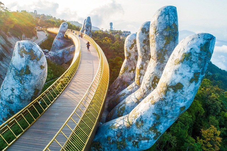 Gợi ý tour du lịch dịp nghỉ lễ 30/4-1/5 xuất phát từ TP. HCM - Ảnh 3. Gợi ý tour du lịch dịp nghỉ lễ 30/4-1/5 xuất phát từ TP. HCM - Ảnh 3.