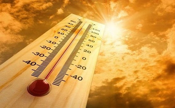 Nắng nóng diện rộng tại miền Bắc: Nền nhiệt vượt 42 độ, dự báo mùa hè 