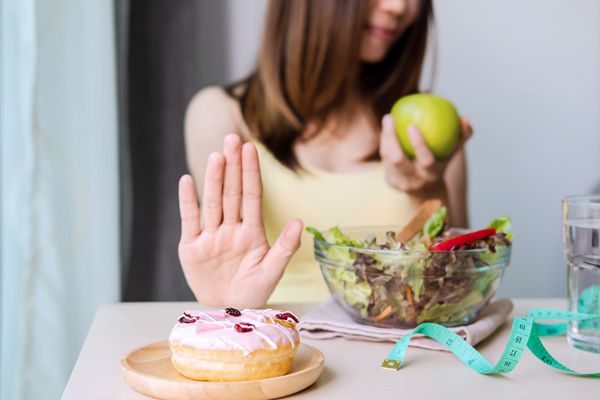 Ăn vặt không phải lúc nào cũng xấu nhưng ăn vào thời điểm này sẽ cực tồi tệ cho sức khỏe - Ảnh 2. Ăn vặt không phải lúc nào cũng xấu nhưng ăn vào thời điểm này sẽ cực tồi tệ cho sức khỏe - Ảnh 2.