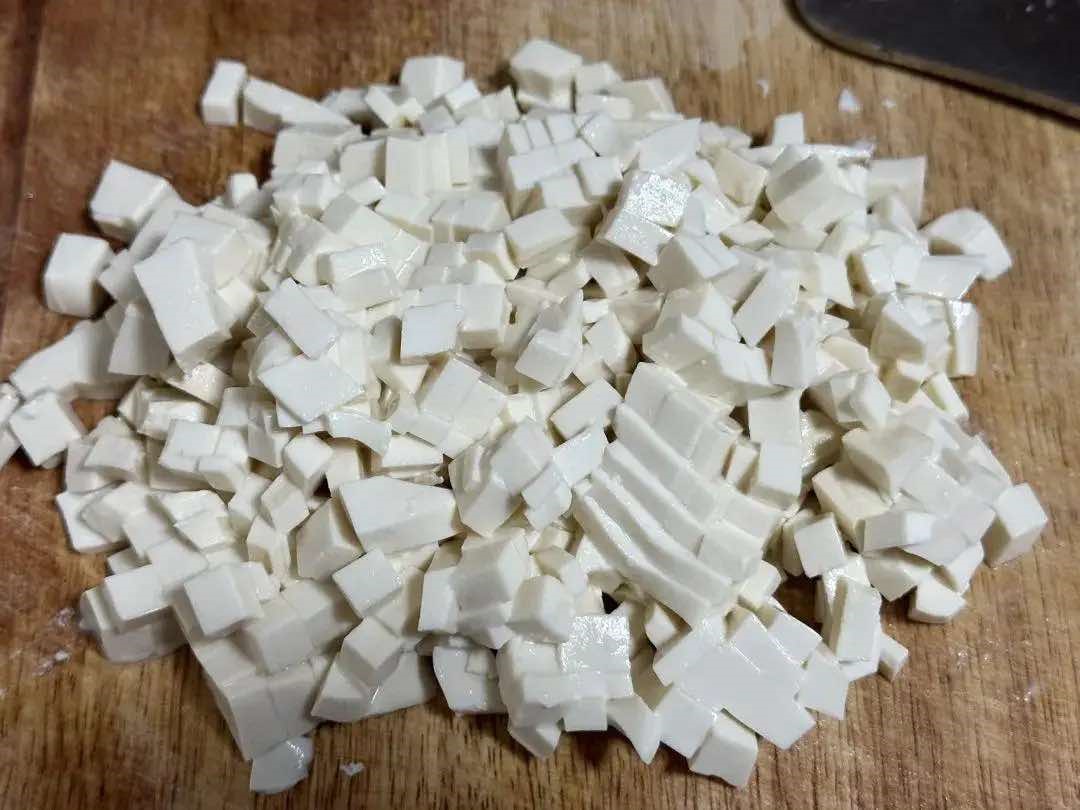 Bữa cơm nhà ngày se lạnh, cứ làm món ăn này vừa ngon, mềm, rất hợp vị lại bổ sung lượng canxi dồi dào cho cơ thể - Ảnh 2.
