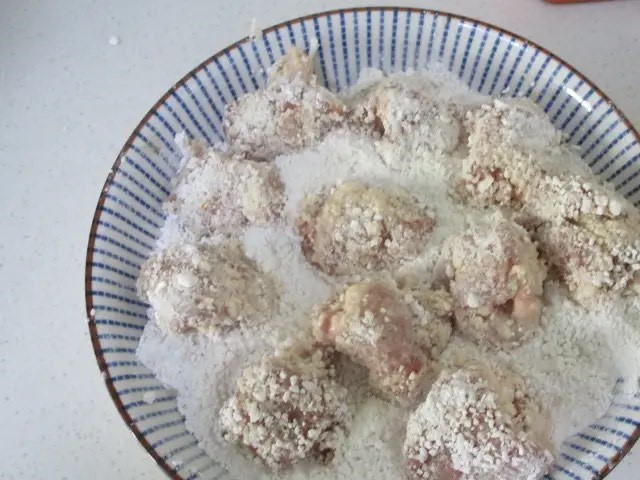 Thịt heo kết hợp cùng loại quả này sẽ thành món ăn có vị chua ngọt thơm ngon vô cùng - Ảnh 4.