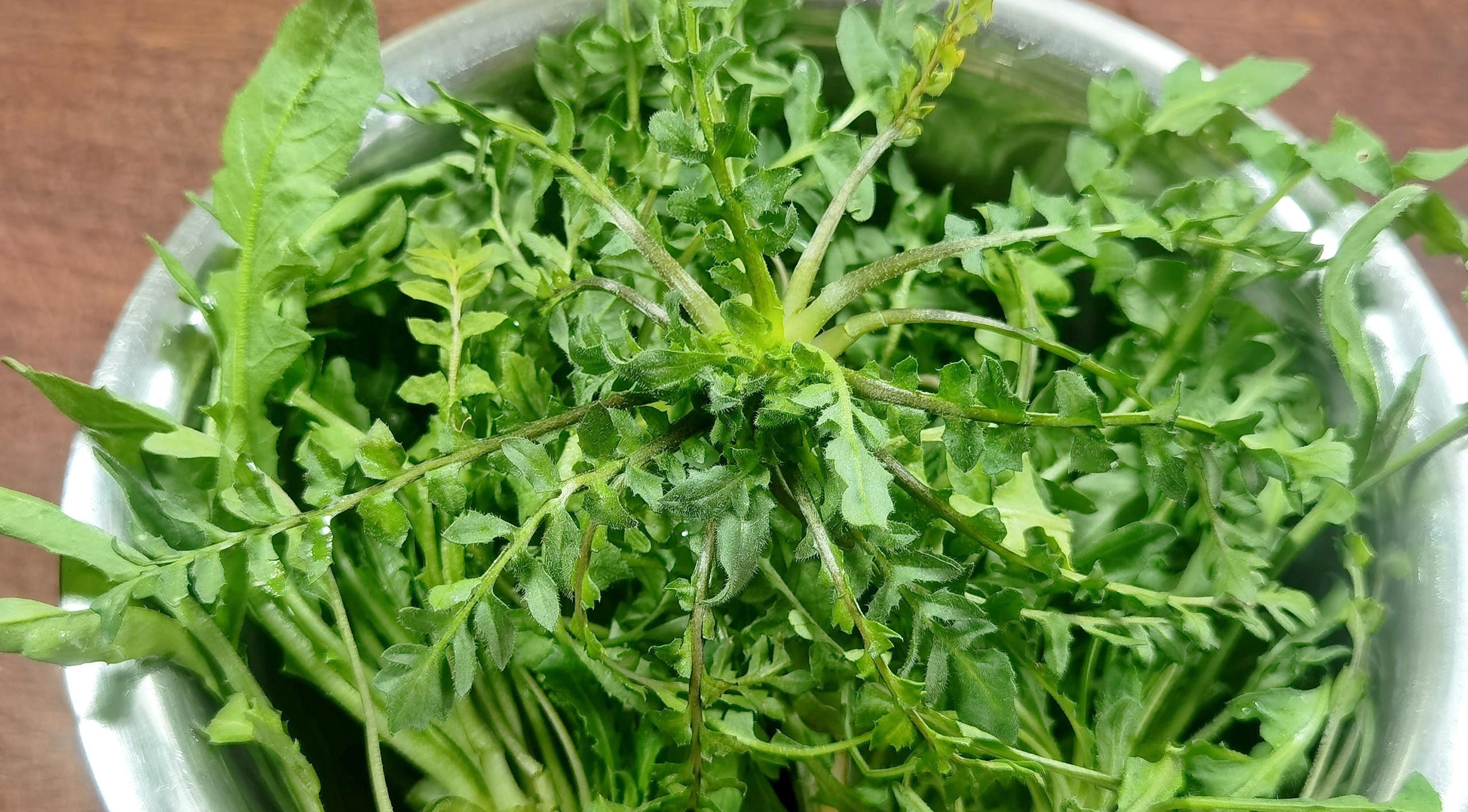 Mất ngủ chủ yếu là do gan hỏa quá mức, nên ăn nhiều 3 món này để làm ẩm phổi, thanh nhiệt, ngủ ngon đến sáng! - Ảnh 2.