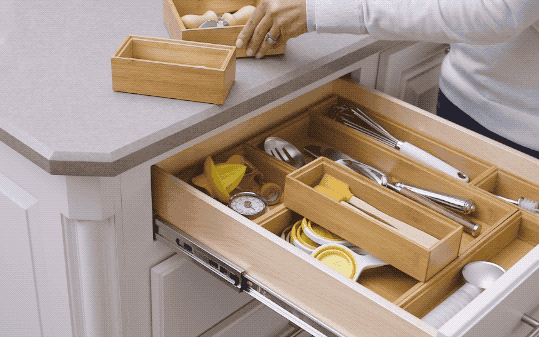 5 bước đơn giản giúp bạn tổ chức lại ngăn kéo lưu trữ đồ dùng nhà bếp siêu hay 