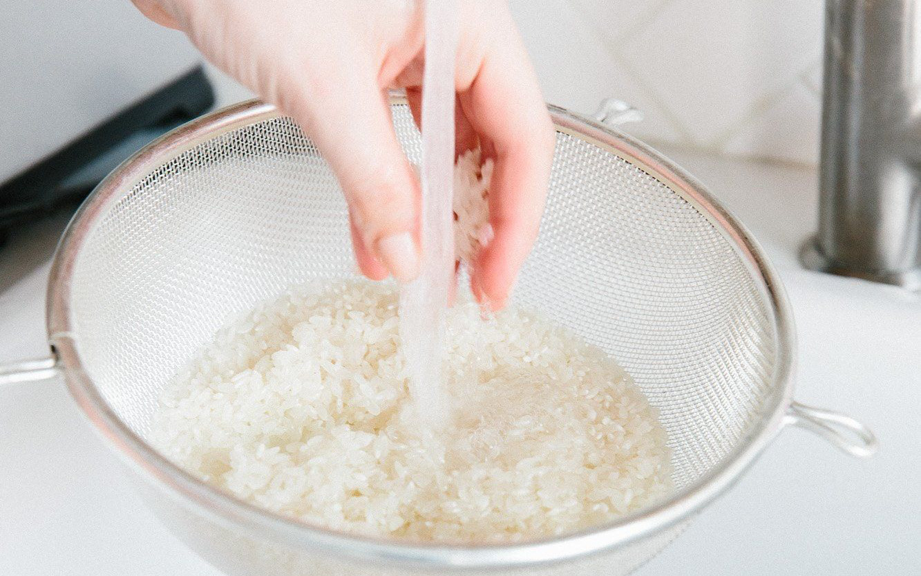 Đừng bỏ phí nước vo gạo, chất tẩy rửa ma thuật không tốn một đồng mà hầu như tất cả chúng ta đều lãng quên 