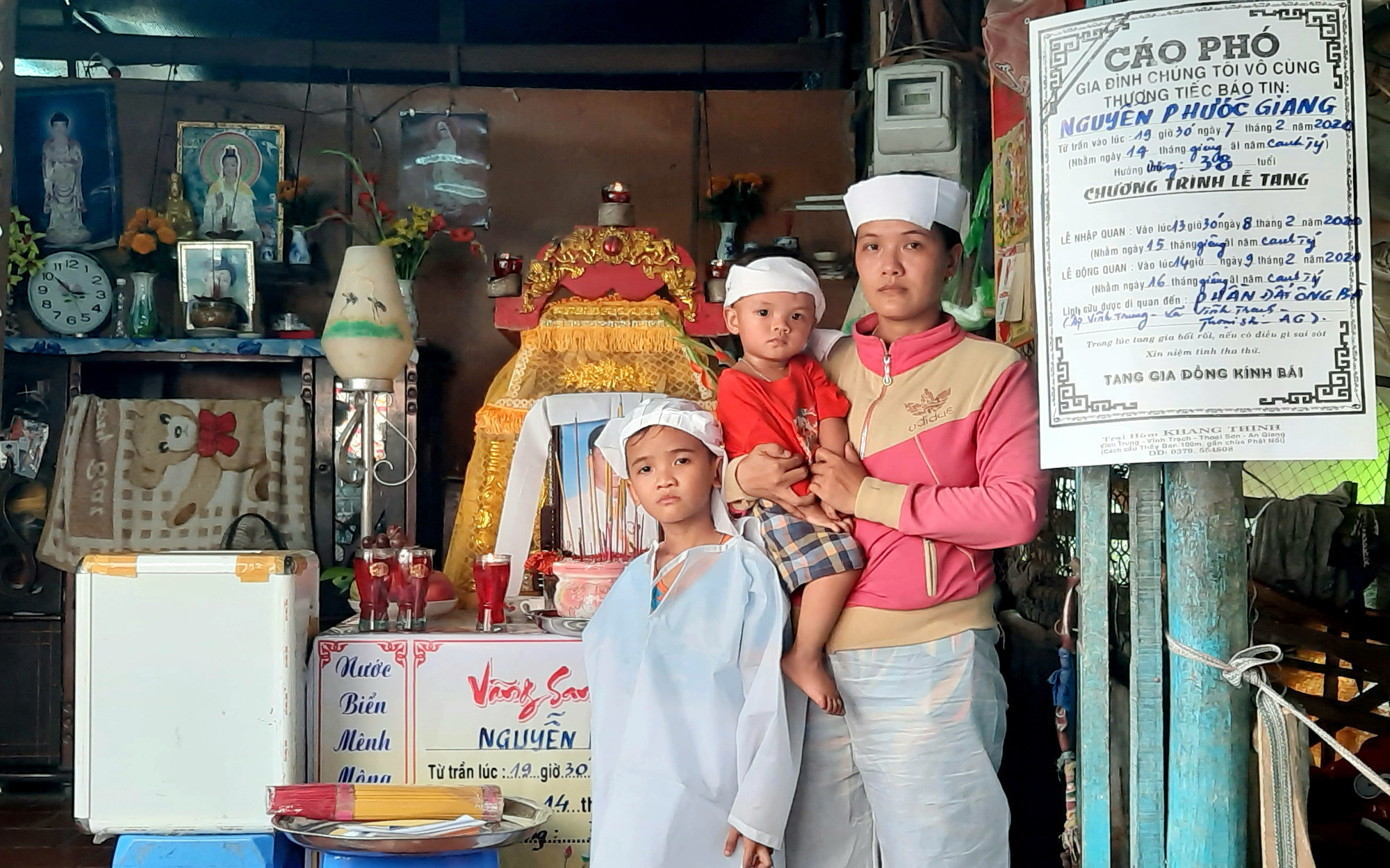 An Giang: Người đàn ông bị đâm chết bất ngờ bỏ lại 2 con thơ dại