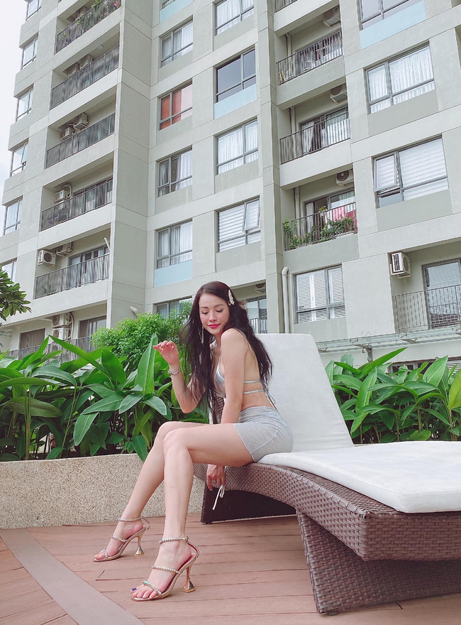 Yaya Trương Nhi hỏi: "3 hợp âm bố em cưa được mẹ. Vậy anh được mấy hợp âm?".