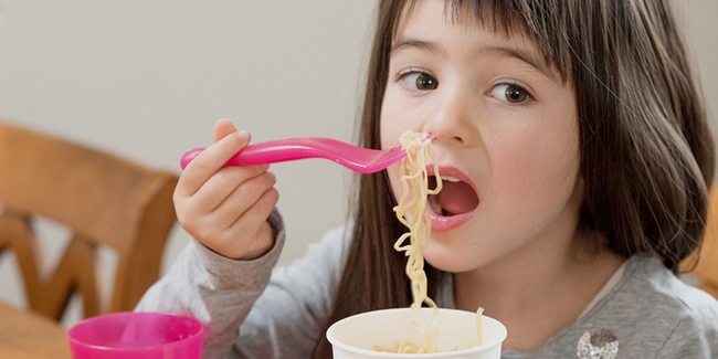 5 loại thực phẩm này chứa rất nhiều "muối vô hình", không nên cho trẻ ăn nhiều - Ảnh 5.