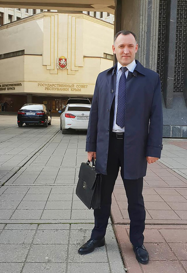 Con gái chết bí ẩn sau khi rơi từ cửa sổ phòng ngủ tầng 15, lời quả quyết của ông bố triệu phú gây ngỡ ngàng, trái ngược hoàn toàn với lời kể của bạn bè - Ảnh 5.