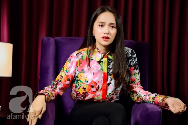 Hoa hậu Hương Giang: Uống rượu rồi bật khóc, sợ hãi khi nói về đám cưới, muốn đổi mọi thứ để được sinh con - Ảnh 10.