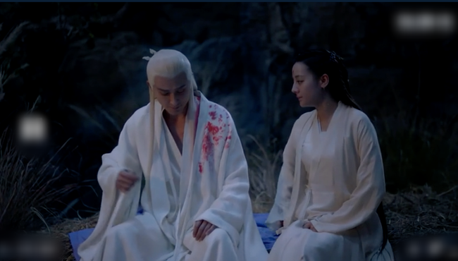 "Tam sinh tam thế Chẩm thượng thư": Yêu lưu manh nhưng khờ dại như Cao Vỹ Quang, cho Địch Lệ Nhiệt Ba uống máu mình - Ảnh 6.