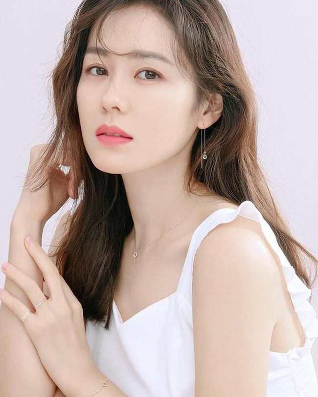 Son Ye Jin ủng hộ quê nhà Daegu gần 2 tỷ đồng, tiết lộ việc bố mẹ hiện vẫn đang ở trong vùng dịch Covid-19 - Ảnh 2.