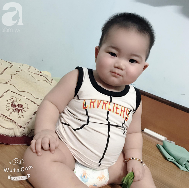 Hội mẹ bỉm thích thú vì cậu bé mập ú 1 tuổi đã 17kg, ai nhìn cũng muốn bế nhưng chỉ được vài phút là trả vì... nặng - Ảnh 7.