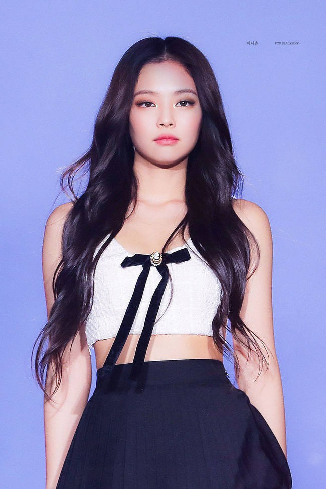 "Em gái TWICE" bị chỉ trích vì nhảy quá kém, netizen Hàn so sánh tệ ngang ngửa Jennie (BLACKPINK) - Ảnh 6.