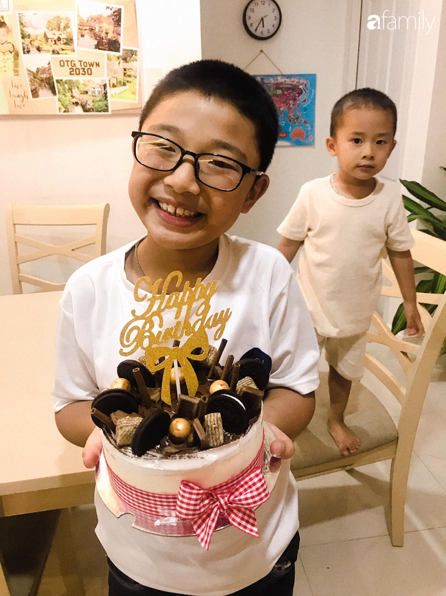 Mẹ Đà Nẵng mách chiến lược đưa con trai vào bếp, mới tí tuổi 2 bé đã biết làm loạt món ăn cầu kì, nhìn mà mê - Ảnh 7.