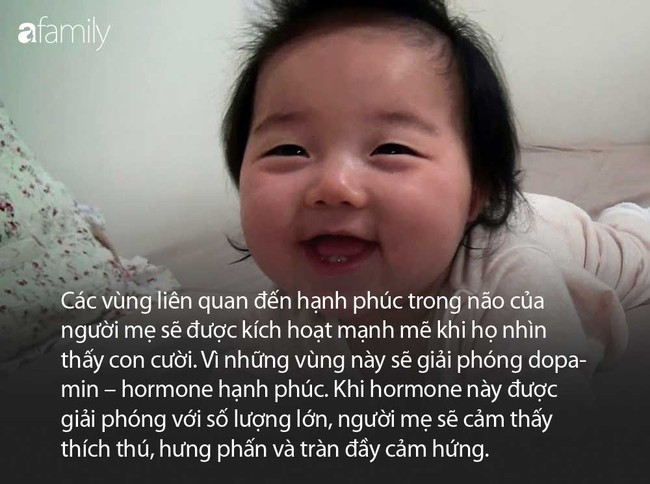 Khoa học giải thích vì sao các mẹ lại quên hết mệt nhọc mỗi khi nhìn thấy con cười - Ảnh 2.