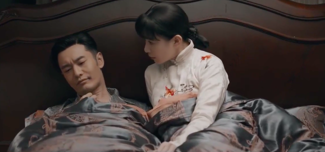 "Bên tóc mai không phải Hải Đường Hồng": Xa Thi Mạn là vợ cao tay xinh đẹp, cứ giận chồng thì lên giường nói chuyện - Ảnh 4.