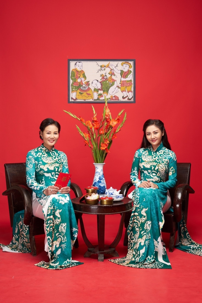 Sau loạt biến cố, Văn Mai Hương bắt tay Hứa Kim Tuyền trở lại, còn khoe hình ảnh mẹ ruột xinh đẹp - Ảnh 4.