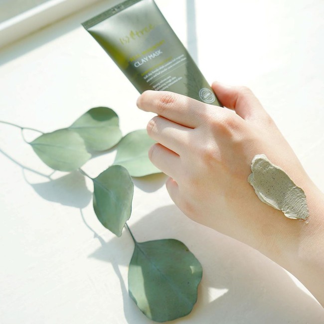 Mọi loại da đều có thể trở nên sáng mịn, căng khỏe mỹ mãn và không lo già sớm nhờ loạt sản phẩm chứa ngải cứu sau - Ảnh 2.