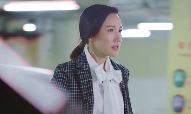 "Bằng chứng thép 4" tập cuối: TVB tung cảnh 18  nhạy cảm, Lý Thi Hoa đang ân ái bỗng dừng lại vì điều không ngờ  - Ảnh 2.
