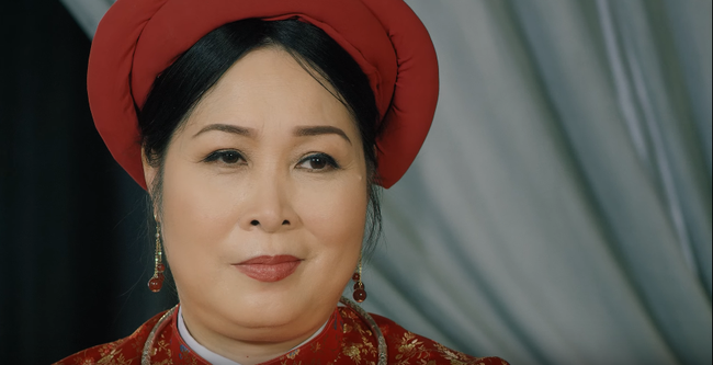 "Phượng Khấu" lên sóng tập 1: Fan ngỡ ngàng vì Hồng Đào bị lồng tiếng lệch pha, lời thoại quá kịch, âm thanh ồn ào - Ảnh 4.