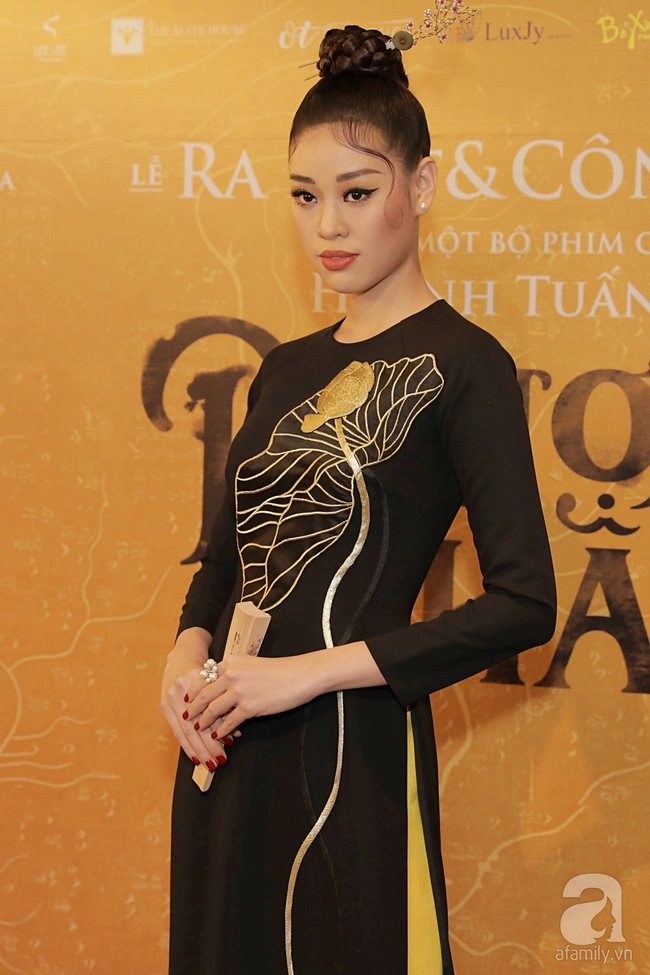 Phim cung đấu "Phượng Khấu" ra mắt: "Hotgirl thả thính" gợi cảm xuất hiện bên Hoa hậu Khánh Vân - Thành Lộc - Ảnh 5.
