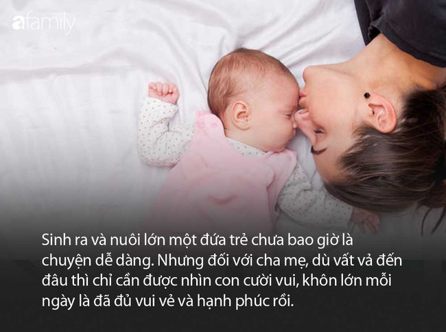 "Anh em ơi mẹ đi tắm rồi!" - nhìn cặp sinh ba rình mẹ trước cửa nhà tắm, không ít người đã phải thốt lên "Sao mà giống quá"! - Ảnh 6.
