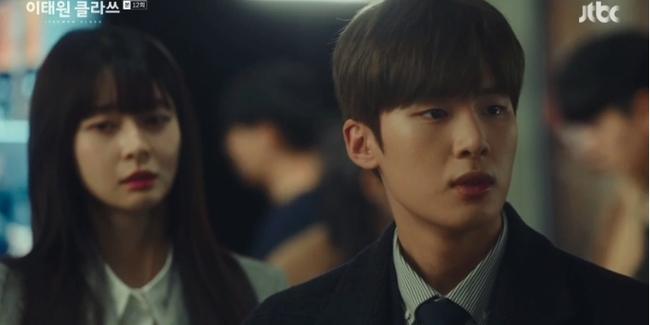 "Itaewon Class": Park Seo Joon phũ đẹp tình đầu mặt dày, Da Mi tiếp tục lụy tình trở về bên ông chủ DanBam - Ảnh 11.