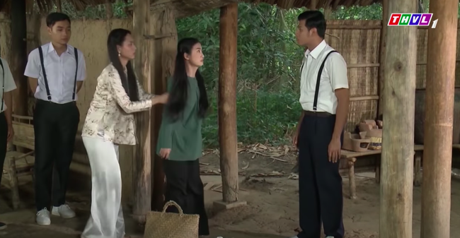 "Luật trời": Cô hầu Bích (Quỳnh Lam) nuốt nước mắt, để mặc cho cậu chủ giàu có đẹp trai sỉ nhục - Ảnh 6.