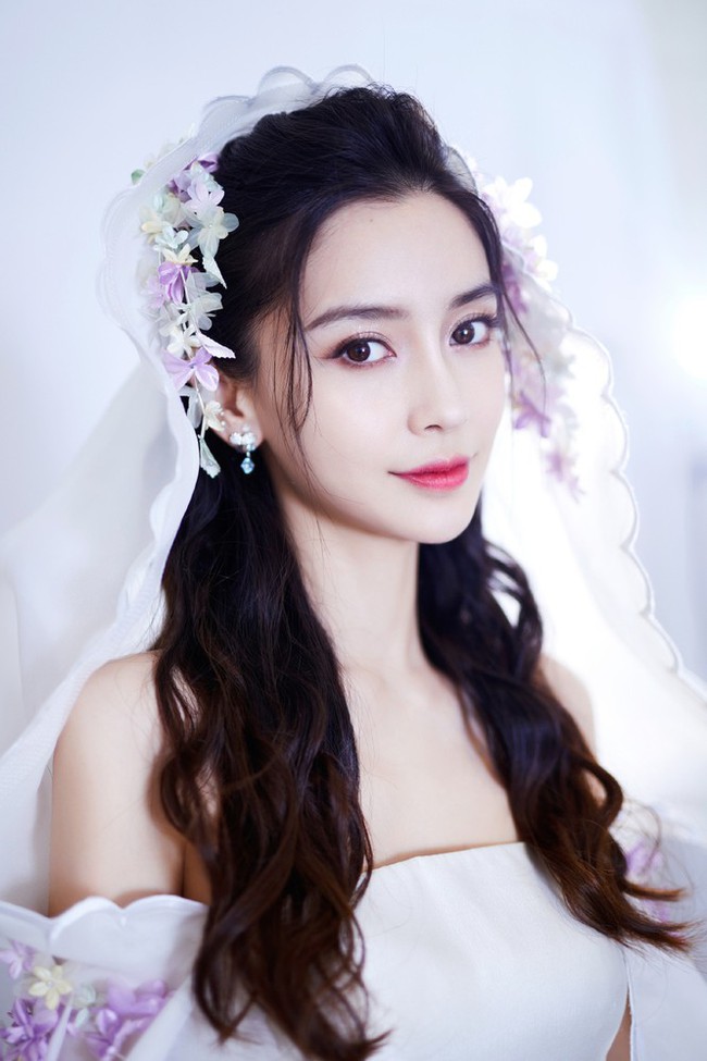 Sau vụ hớ hênh trên truyền hình, Angelababy bị chê cười vô dụng, netizen còn đào bới chuyện ê chề này - Ảnh 9.