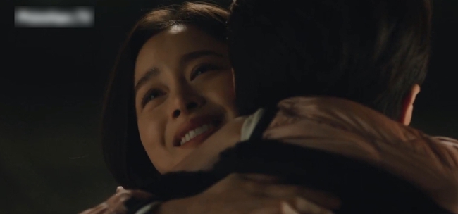 "Hi Bye, Mama" tập cuối: Kim Tae Hee bật khóc khi nghe được tiếng gọi "mẹ", quyết định lấy cái chết để cứu con gái - Ảnh 2.