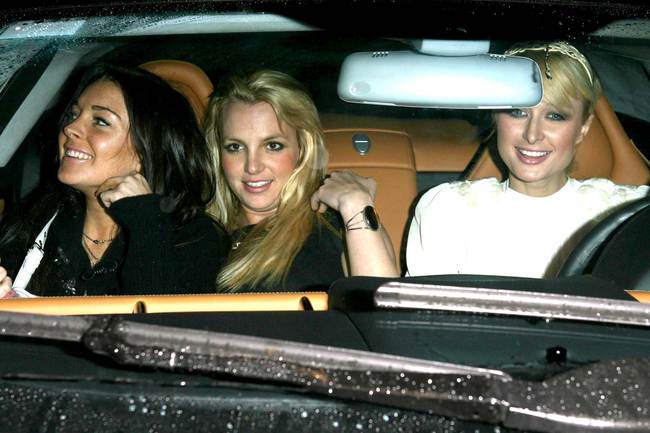 Paris Hilton, Lindsay Lohan và Britney Spears : Đế chế “nữ hoàng thị phi” quyền lực nhất Hollywood chật vật tìm lại hào quang sau những cú trượt dài - Ảnh 5.