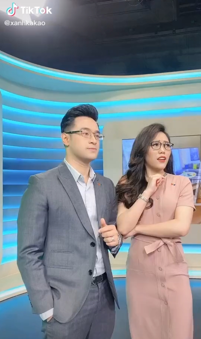 BTV Xuân Anh đăng video nhảy cực "lầy" cùng đồng nghiệp ngay tại trường quay, chẳng ai ngờ sau giờ làm việc vất vả lại là phút giây giải trí thú vị đến vậy - Ảnh 2.