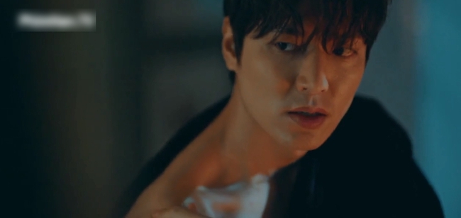 "Quân vương bất diệt" tập 3: Tốn công "bao nuôi", Lee Min Ho lại bỏ đi âm thầm khiến Kim Go Eun đau lòng đến suýt khóc - Ảnh 8.
