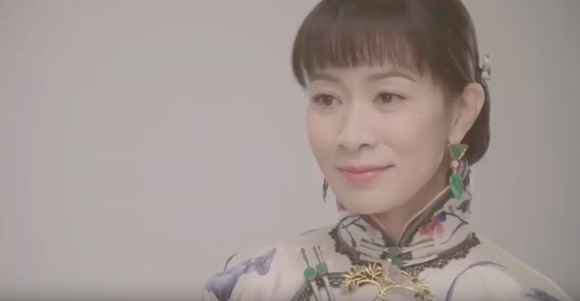 "Bên tóc mai không phải Hải Đường Hồng": Hé lộ cảnh Xa Thi Mạn hóa trang, mặt mộc tuổi 44 cực xinh đẹp - Ảnh 9.