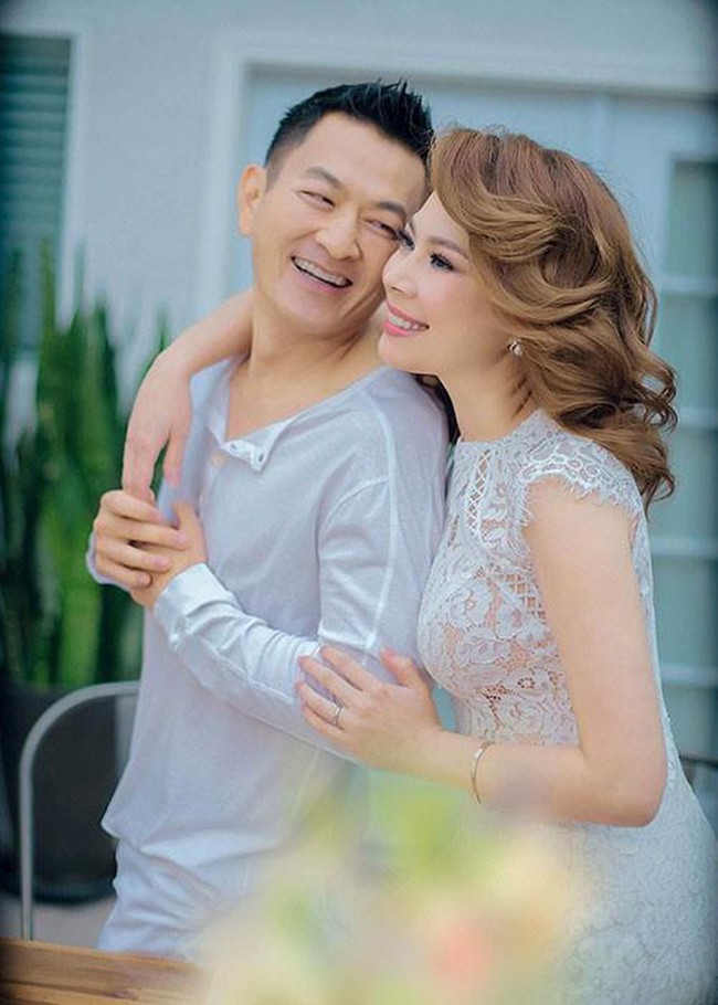 Thanh Thảo: Nàng "búp bê" đường tình trắc trở nhưng bến đỗ cuối cùng lại cực viên mãn - Ảnh 7.