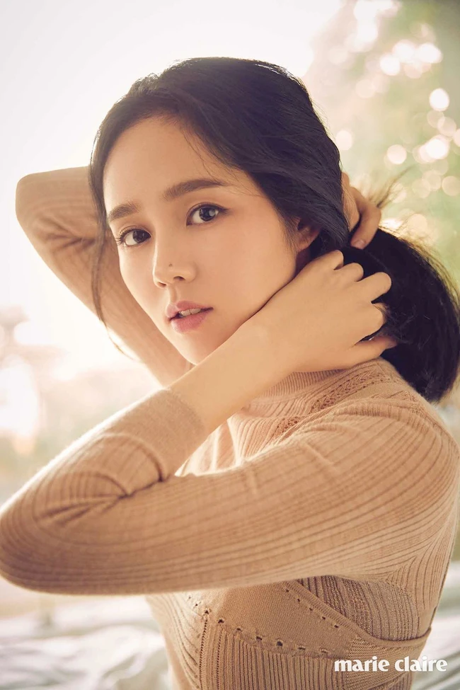Top 10 mỹ nhân Hàn Quốc thế kỷ 21: Bộ ba nữ thần "Tae - Hye - Ji" đều có mặt nhưng đỉnh cao nhất phải là người đẹp huyền thoại 49 tuổi này  - Ảnh 8.
