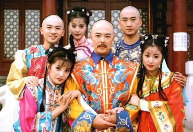 "Hoàn Châu Cách Cách" bị đào bới: Triệu Vy ghét Châu Kiệt là vì bị tiết lộ uống nước phân ngựa khi quay phim?  - Ảnh 5.