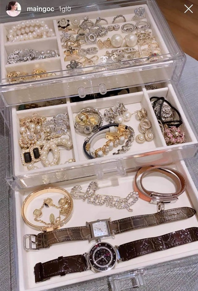Kín tiếng là thế nhưng MC Mai Ngọc vẫn thi thoảng khiến fan trầm trồ khi đăng một góc nhà, sân vườn, hay hộp nữ trang "sương sương" vài trăm triệu - Ảnh 3.