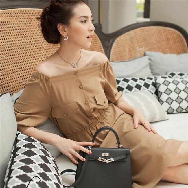 Kín tiếng là thế nhưng MC Mai Ngọc vẫn thi thoảng khiến fan trầm trồ khi đăng một góc nhà, sân vườn, hay hộp nữ trang "sương sương" vài trăm triệu - Ảnh 7.