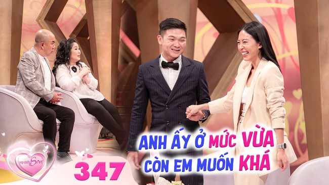 "Vợ chồng son": Ái ngại những cặp đôi mang chuyện thầm kín lên truyền hình kể, có người còn khoe chăn gối khi ngủ cùng con  - Ảnh 8.