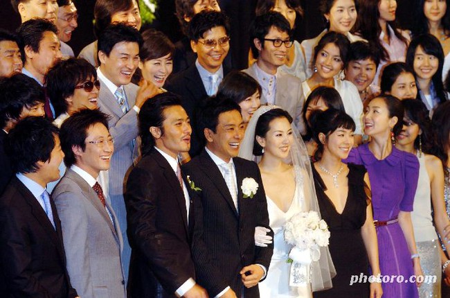 15 năm vợ chồng của Kim Nam Joo: Từ chối vô số mỹ nam để kết hôn với một người đàn ông từng li dị vợ, đến lúc đẻ con đầu lòng lại bị nghi ngờ của người khác - Ảnh 1.